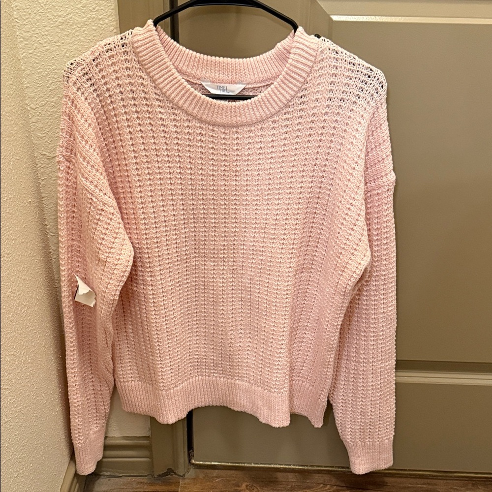 Time and Tru Light Pink Crew Neck Sweater